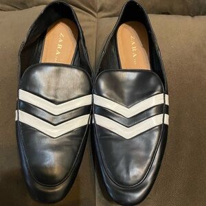Zara Black and White Loafers